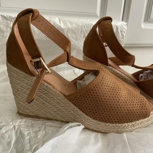 Joli Jolimall Wedges